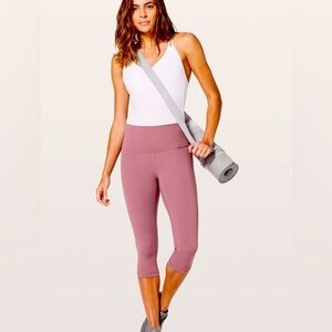 Lululemon Wunder Under Hi-Rise 17” Full-On Luxtreme Leggings Size 4 Mauve